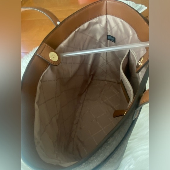 Michael Kors Bedford Medium PKT tote mini MK logo - Picture 5 of 12